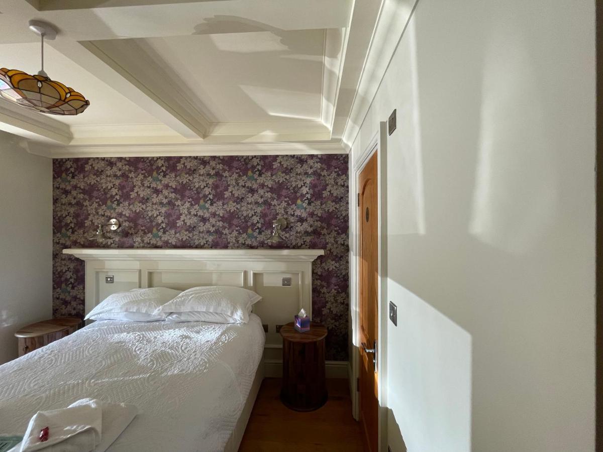 Bradleigh Lodge セント・オーステル エクステリア 写真
